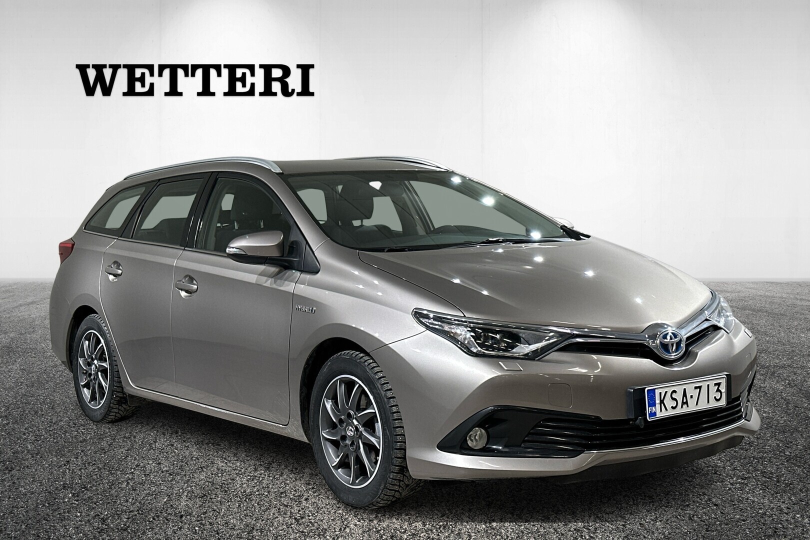 TOYOTA Auris 2016