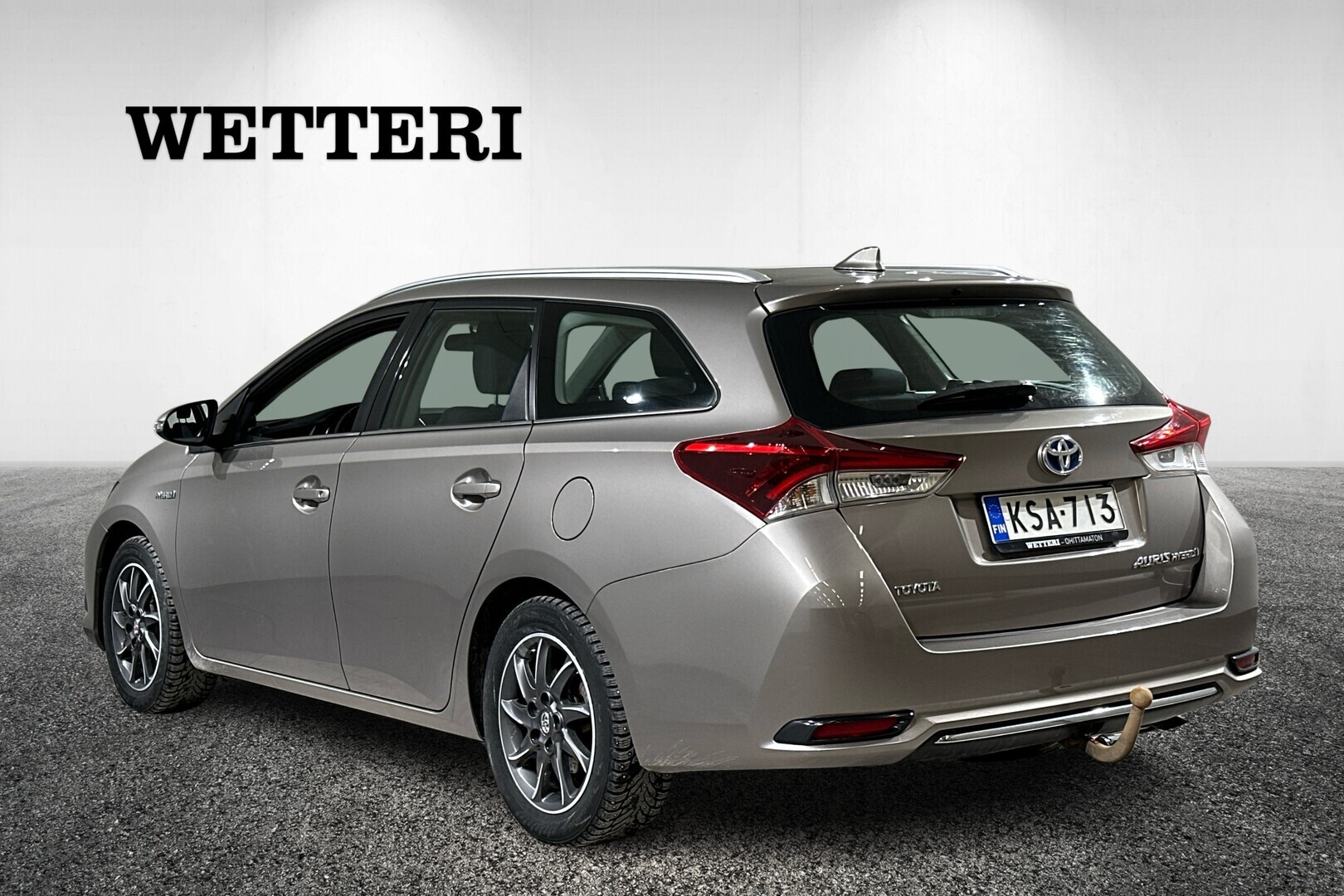 TOYOTA Auris 2016