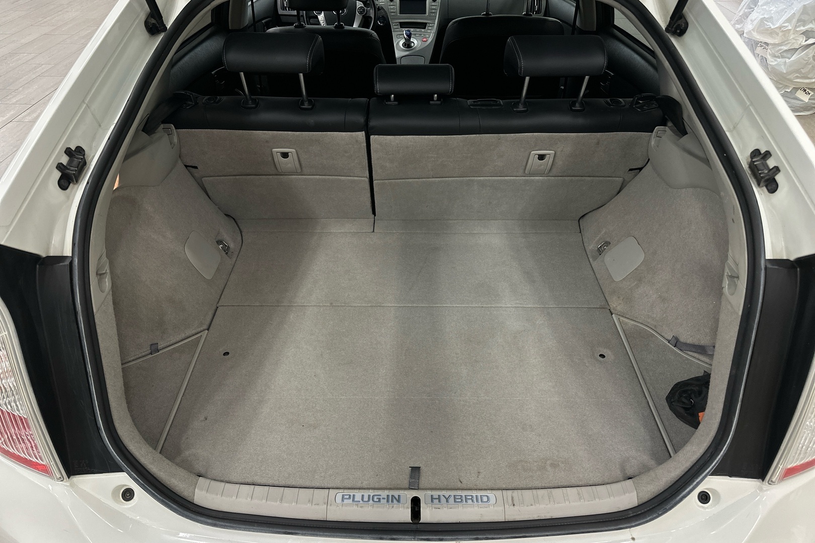 TOYOTA Prius Plug-in 2015