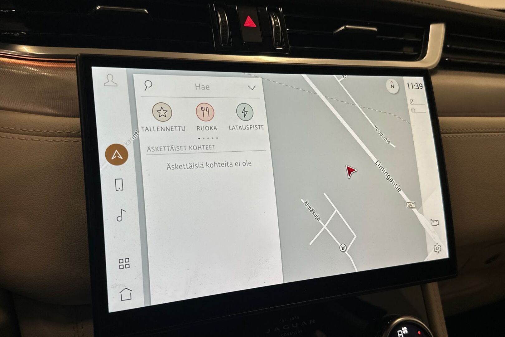 JAGUAR F-PACE 18