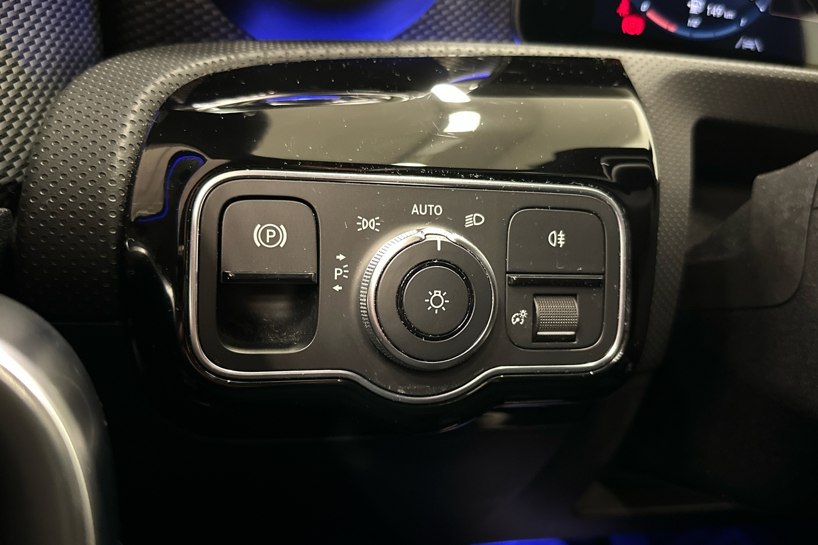 MERCEDES-BENZ CLA 2021