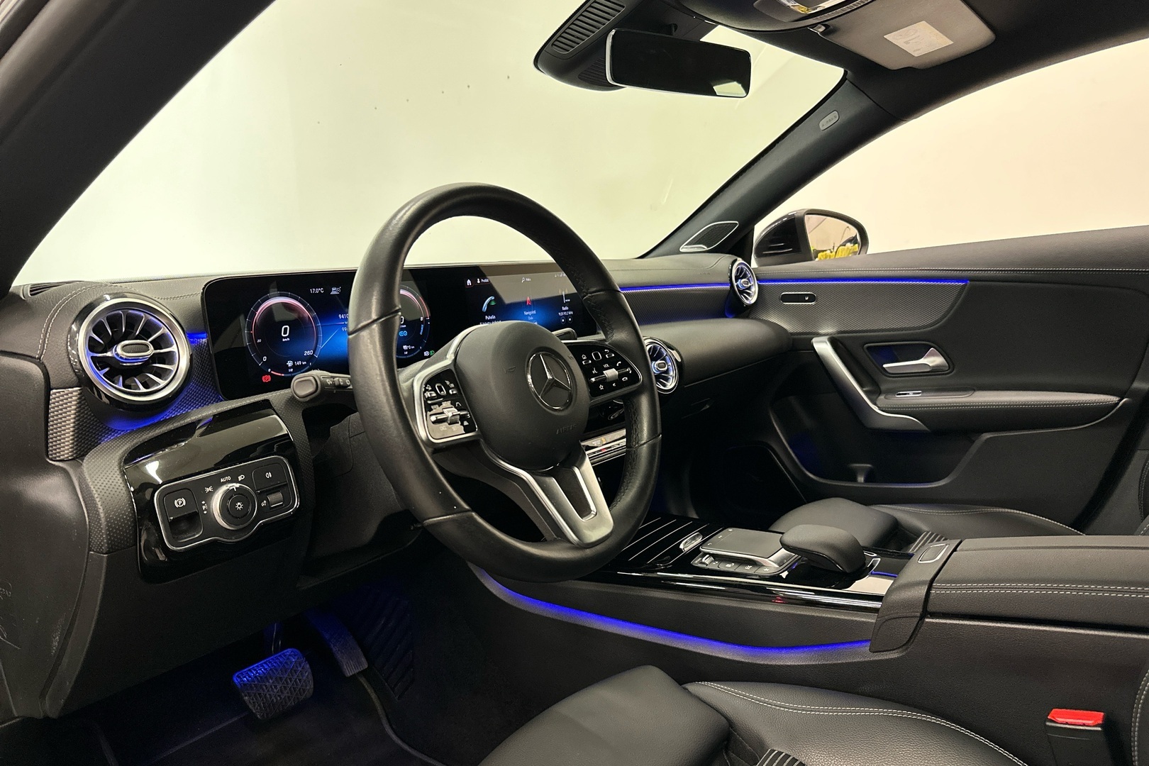 MERCEDES-BENZ CLA 2021