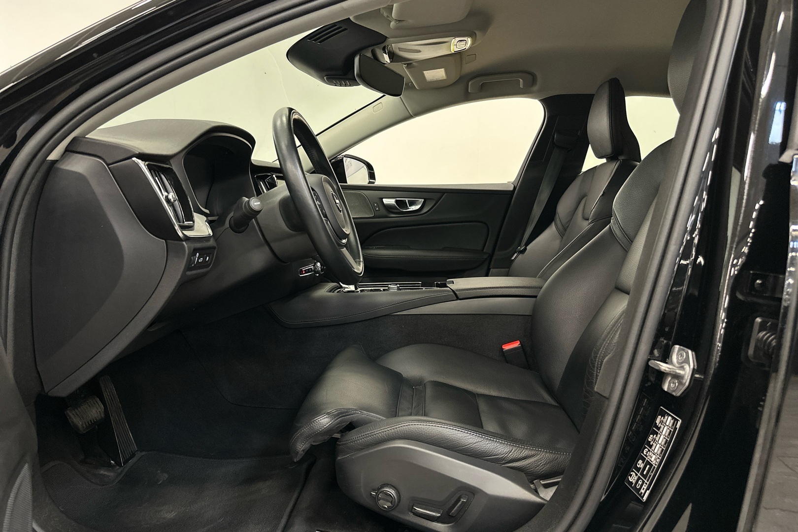 VOLVO S60 2021