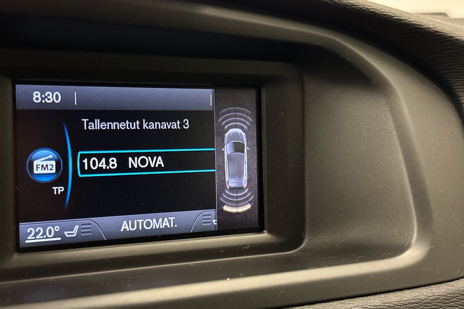 VOLVO V40 14