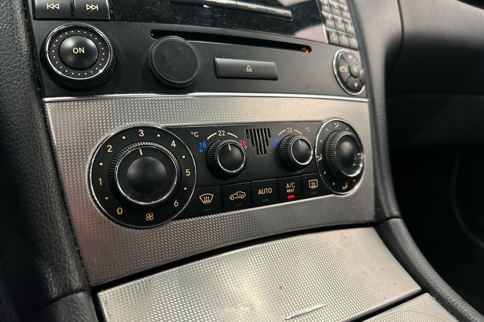 MERCEDES-BENZ CLK 2007