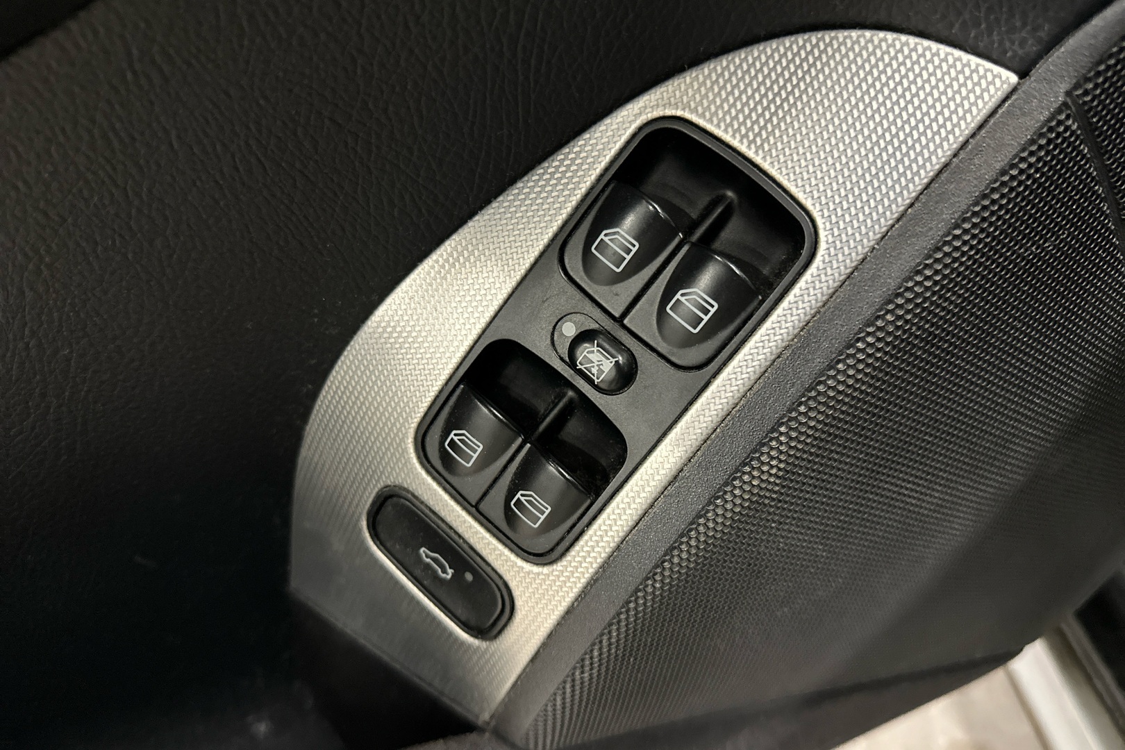 MERCEDES-BENZ CLK 2007