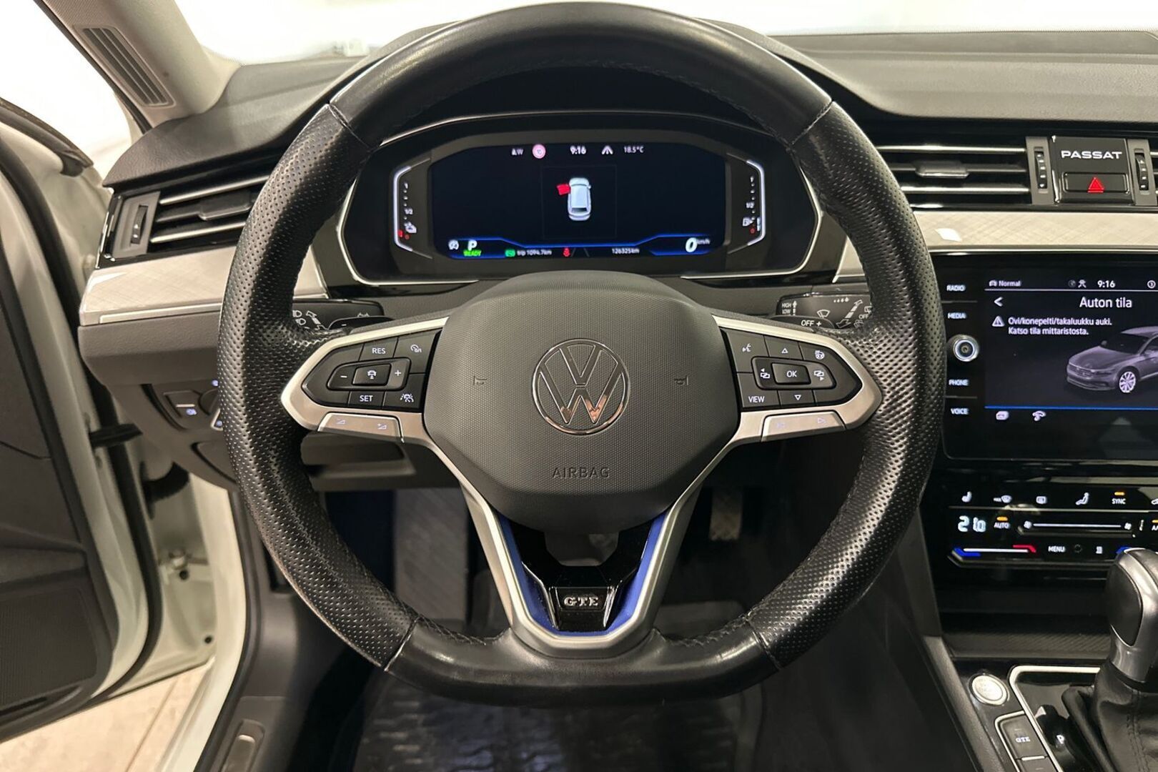 VOLKSWAGEN Passat 17