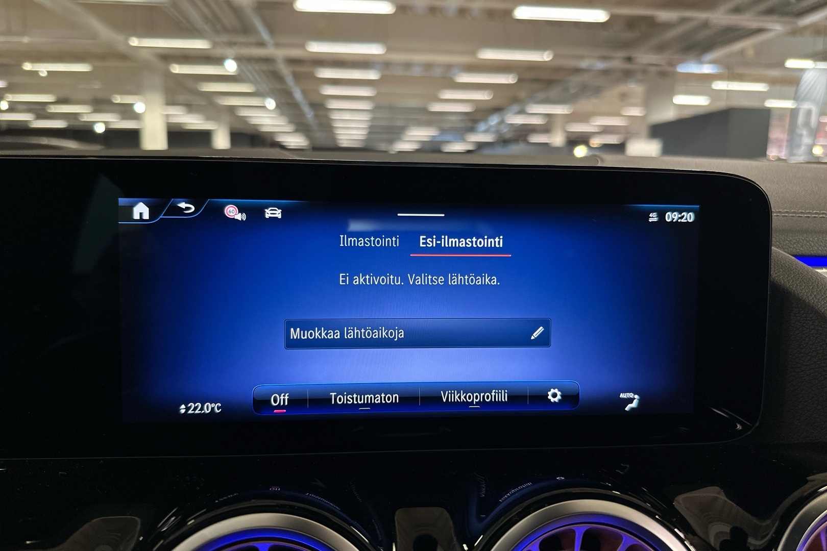 MERCEDES-BENZ EQA 2025