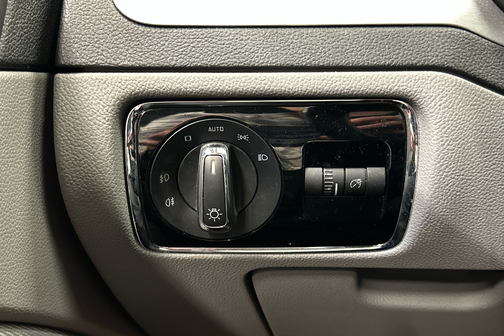 SKODA Superb 2014