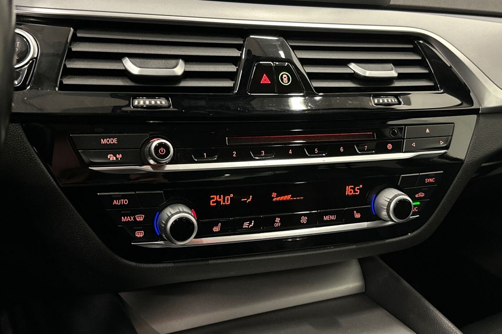 BMW 520 24