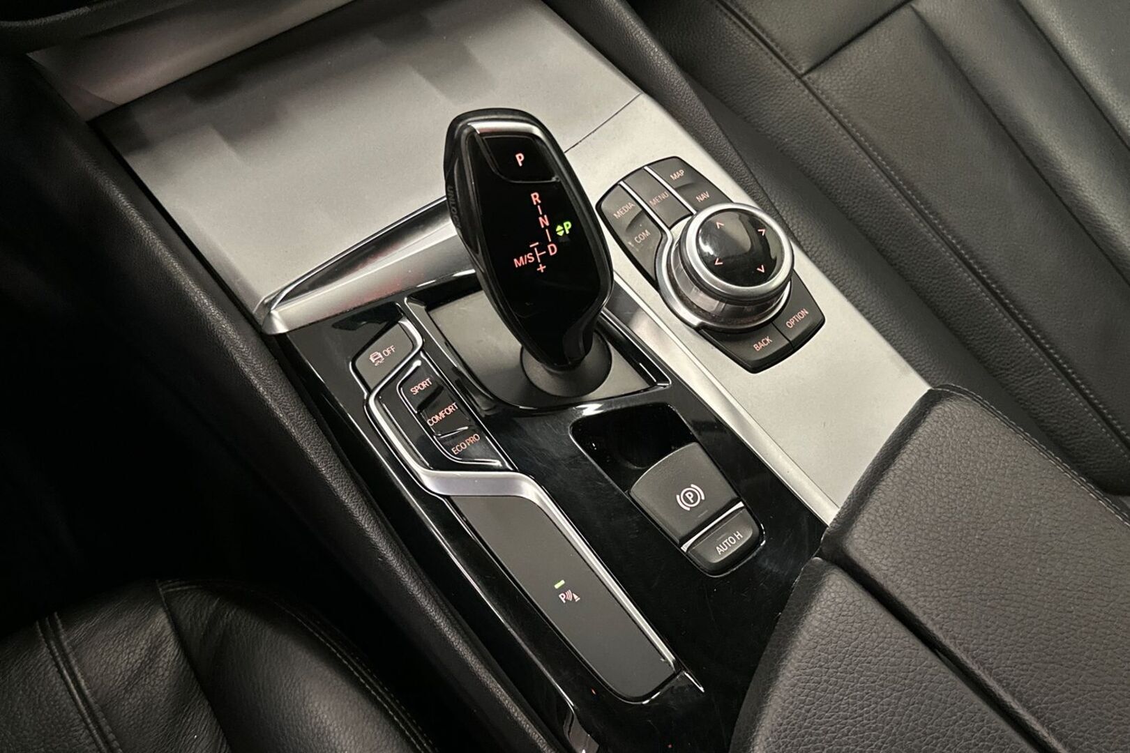 BMW 520 25