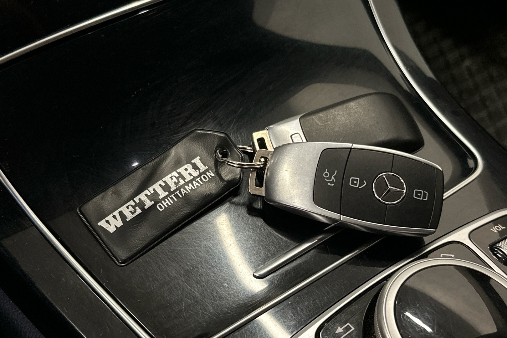 MERCEDES-BENZ C 2019