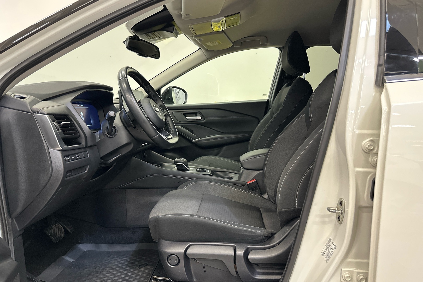 NISSAN Qashqai 2022