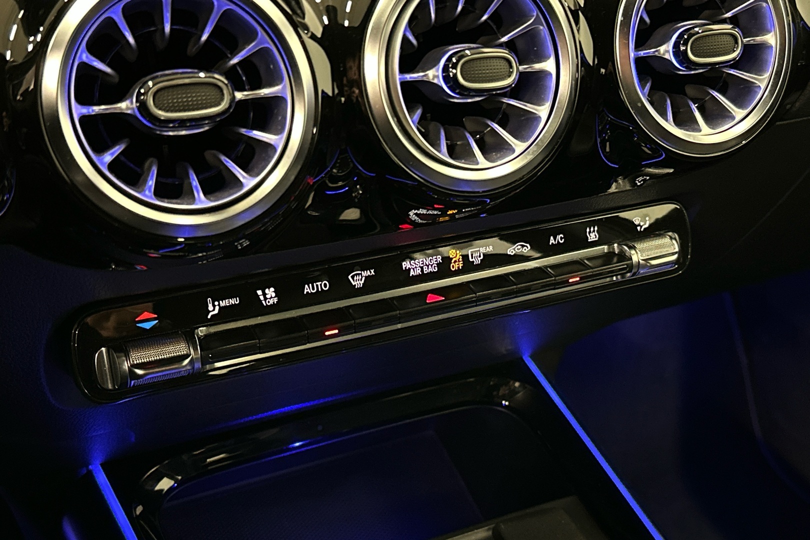 MERCEDES-BENZ GLA 2022