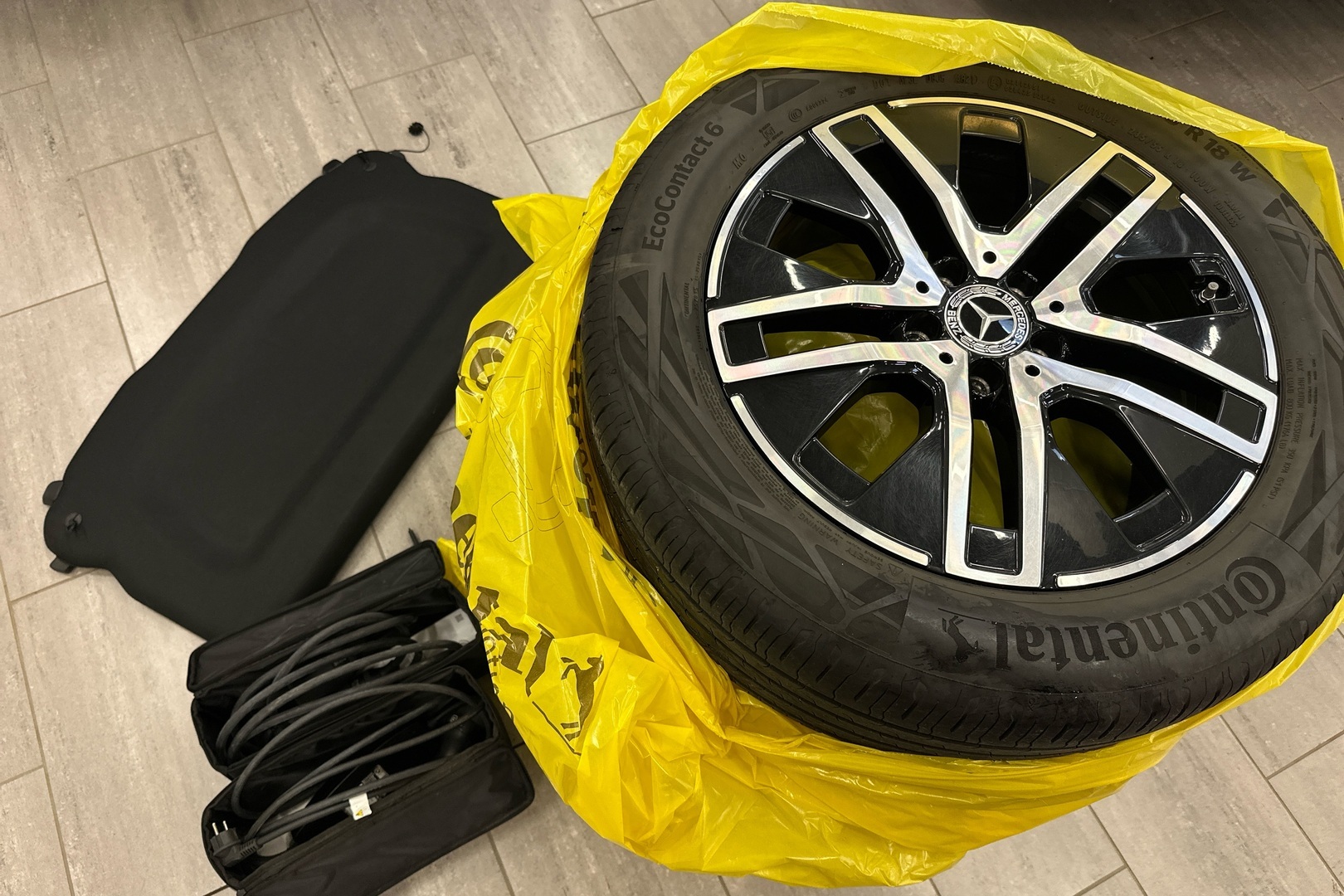 MERCEDES-BENZ GLA 2022