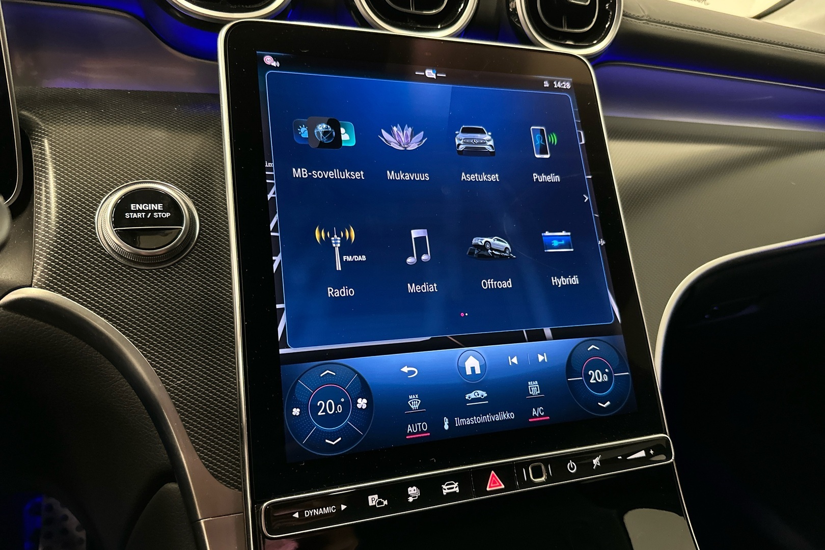 MERCEDES-BENZ GLC 2024