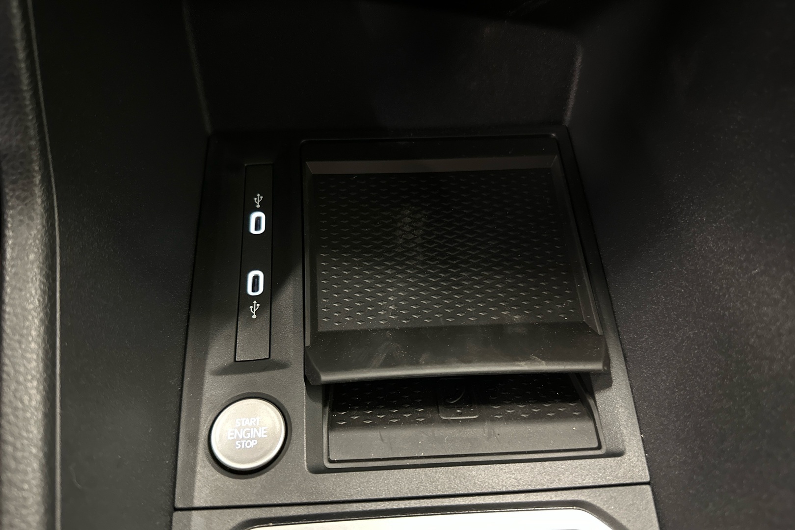 FORD TRANSIT CONNECT 2024