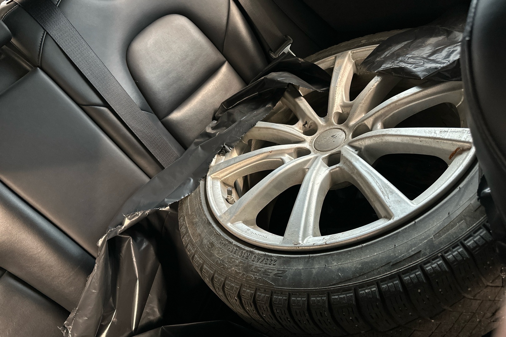 TESLA Model 3 2019