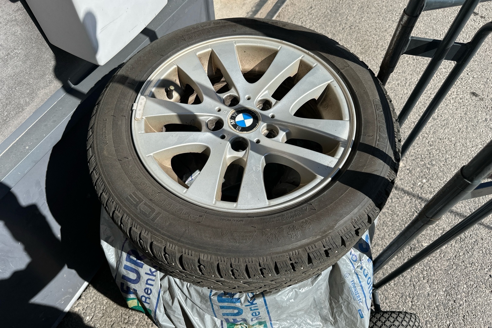 BMW 320 2008