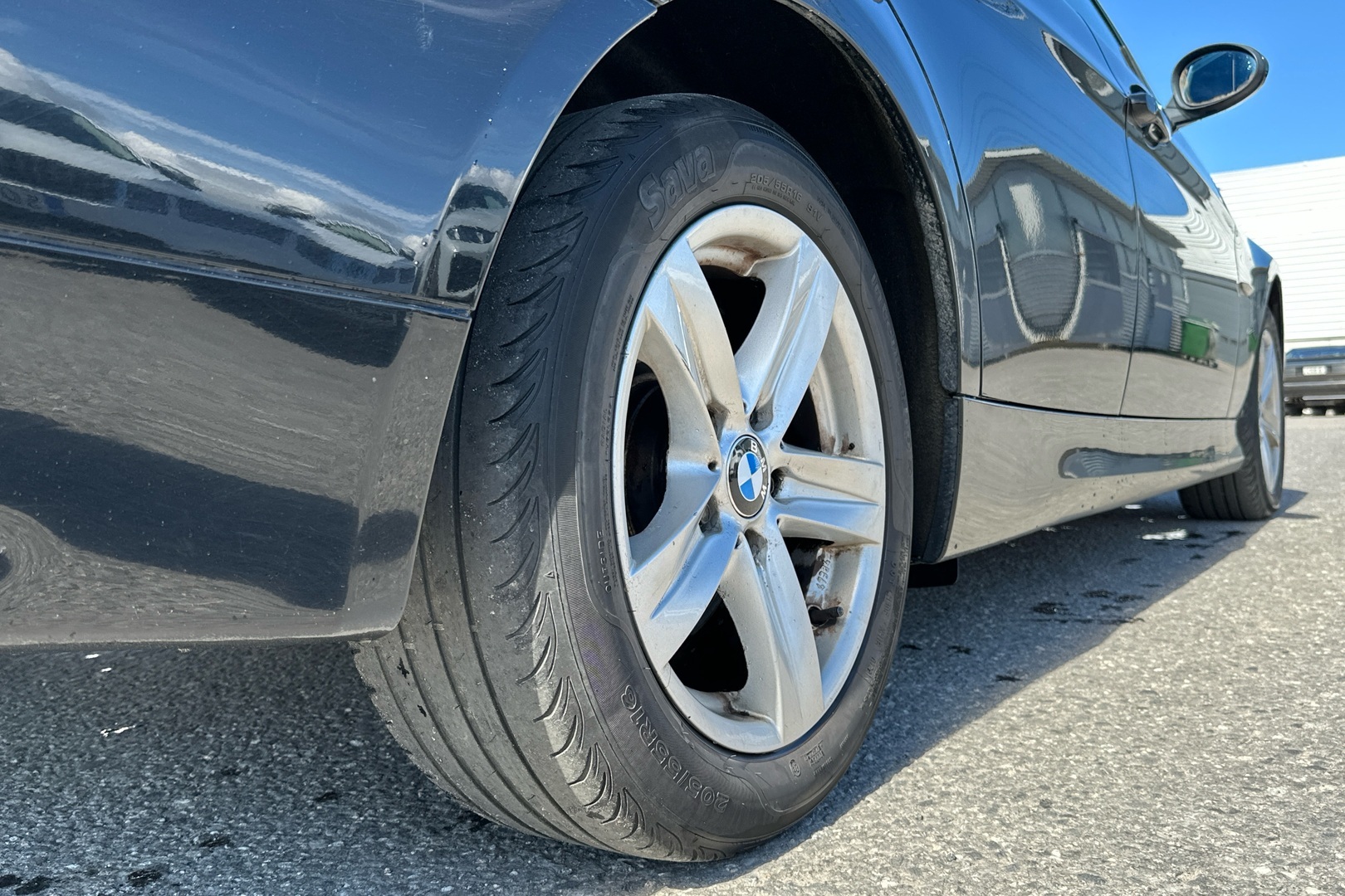 BMW 320 2008