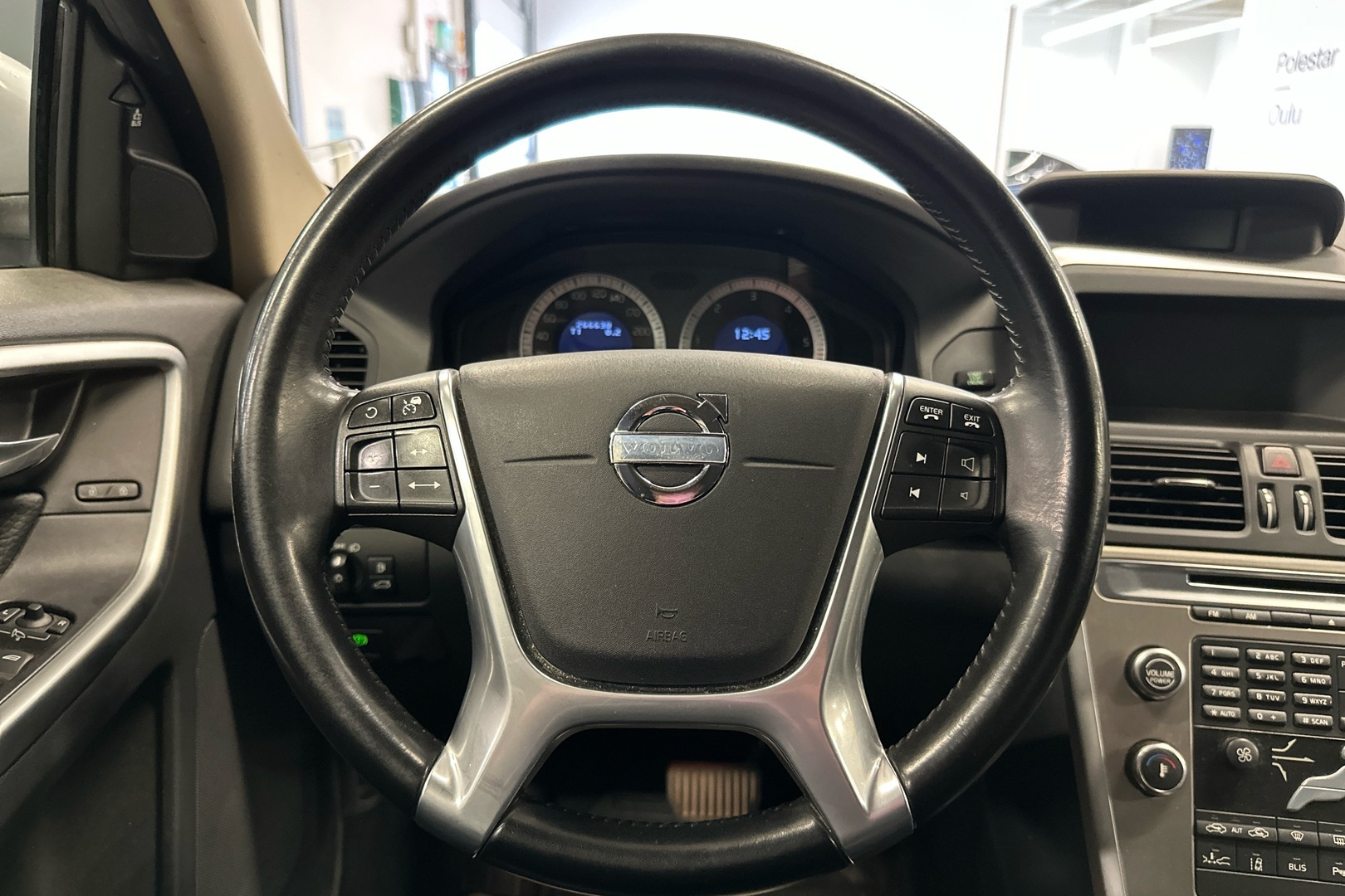 VOLVO XC60 2010