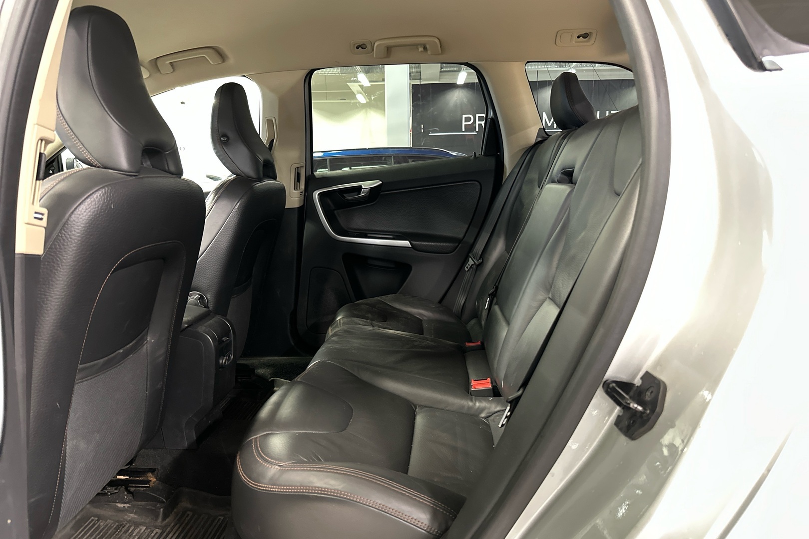 VOLVO XC60 2010