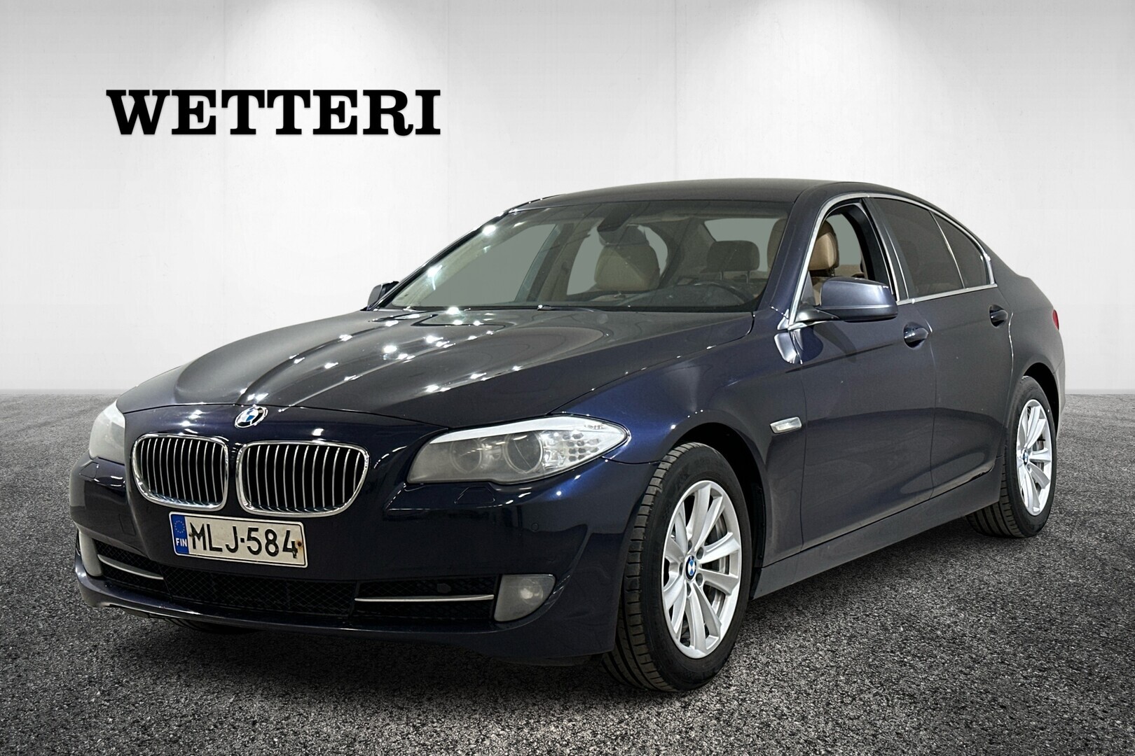 BMW 520 2013