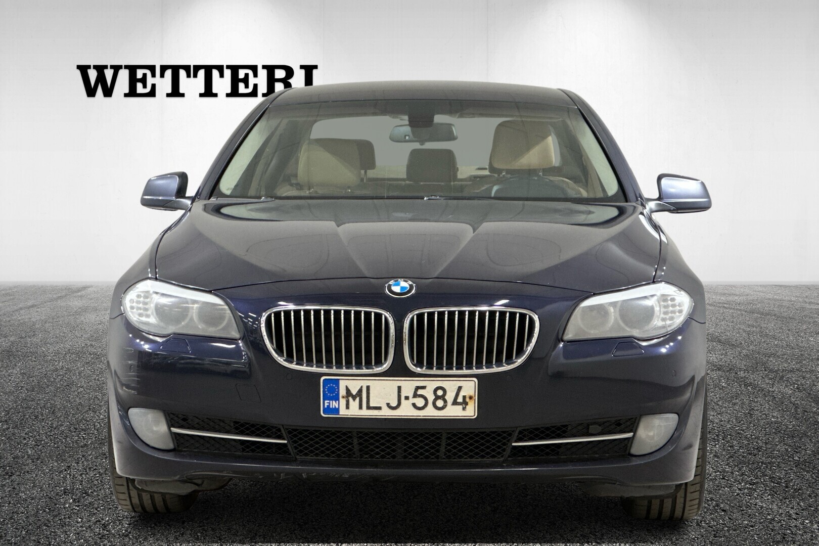 BMW 520 2013