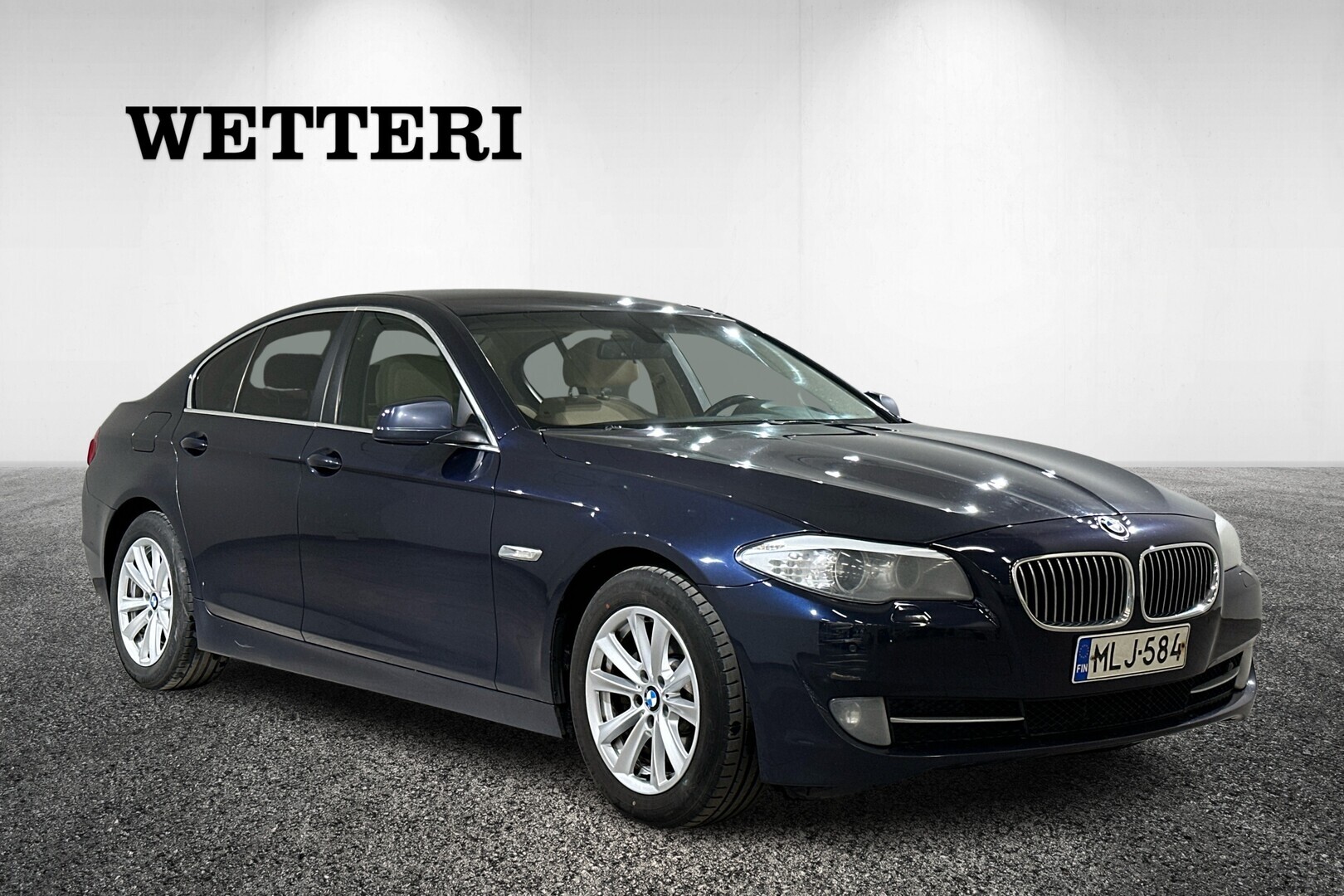 BMW 520 2013