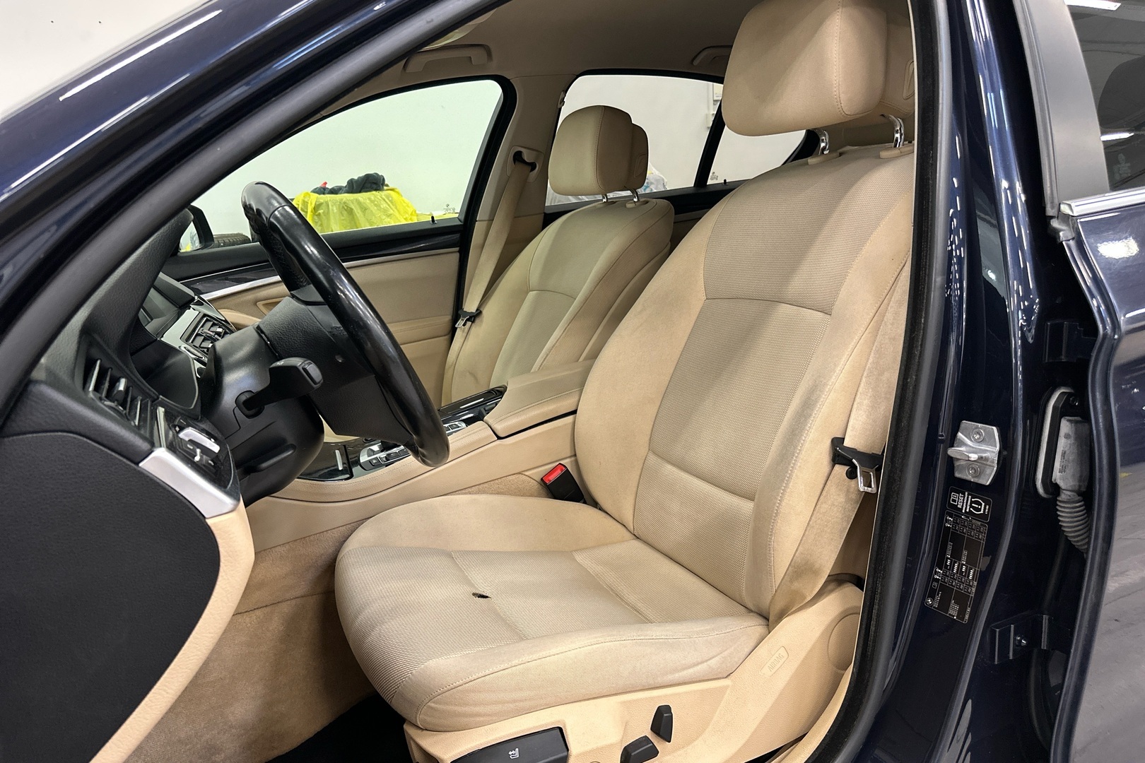 BMW 520 2013