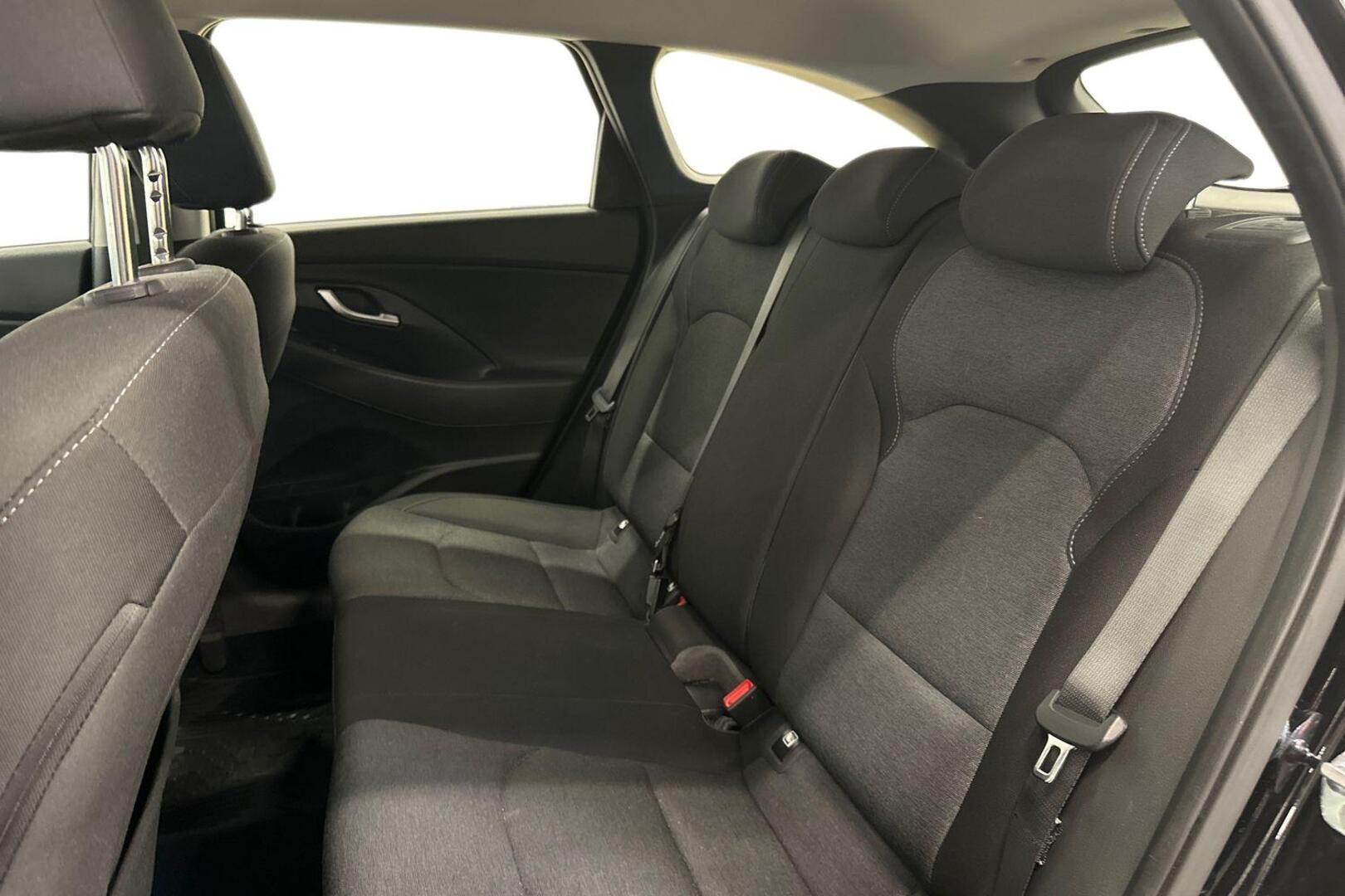 HYUNDAI i30 Wagon 11