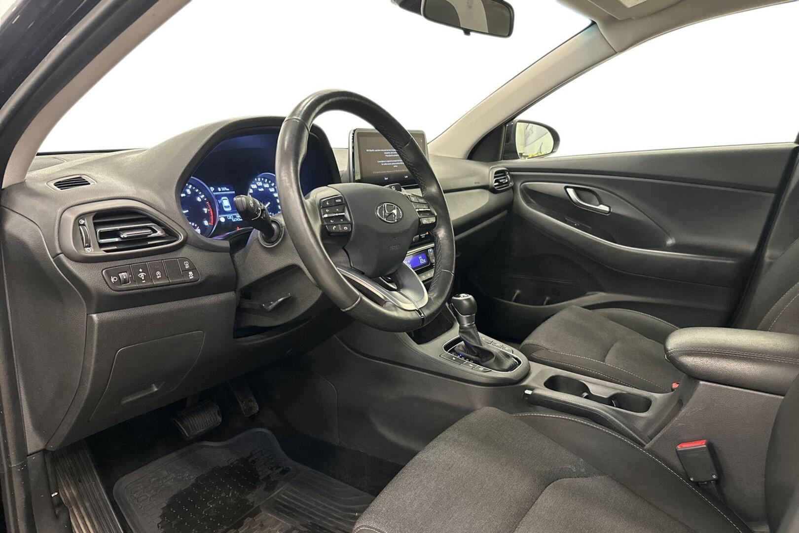 HYUNDAI i30 Wagon 8