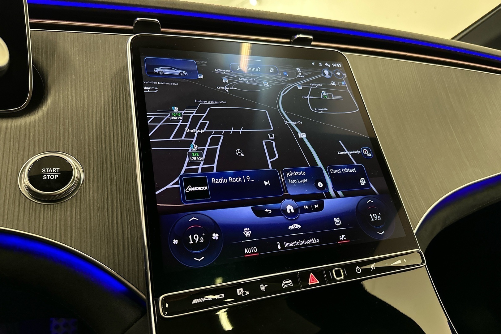 MERCEDES-BENZ EQE 2023