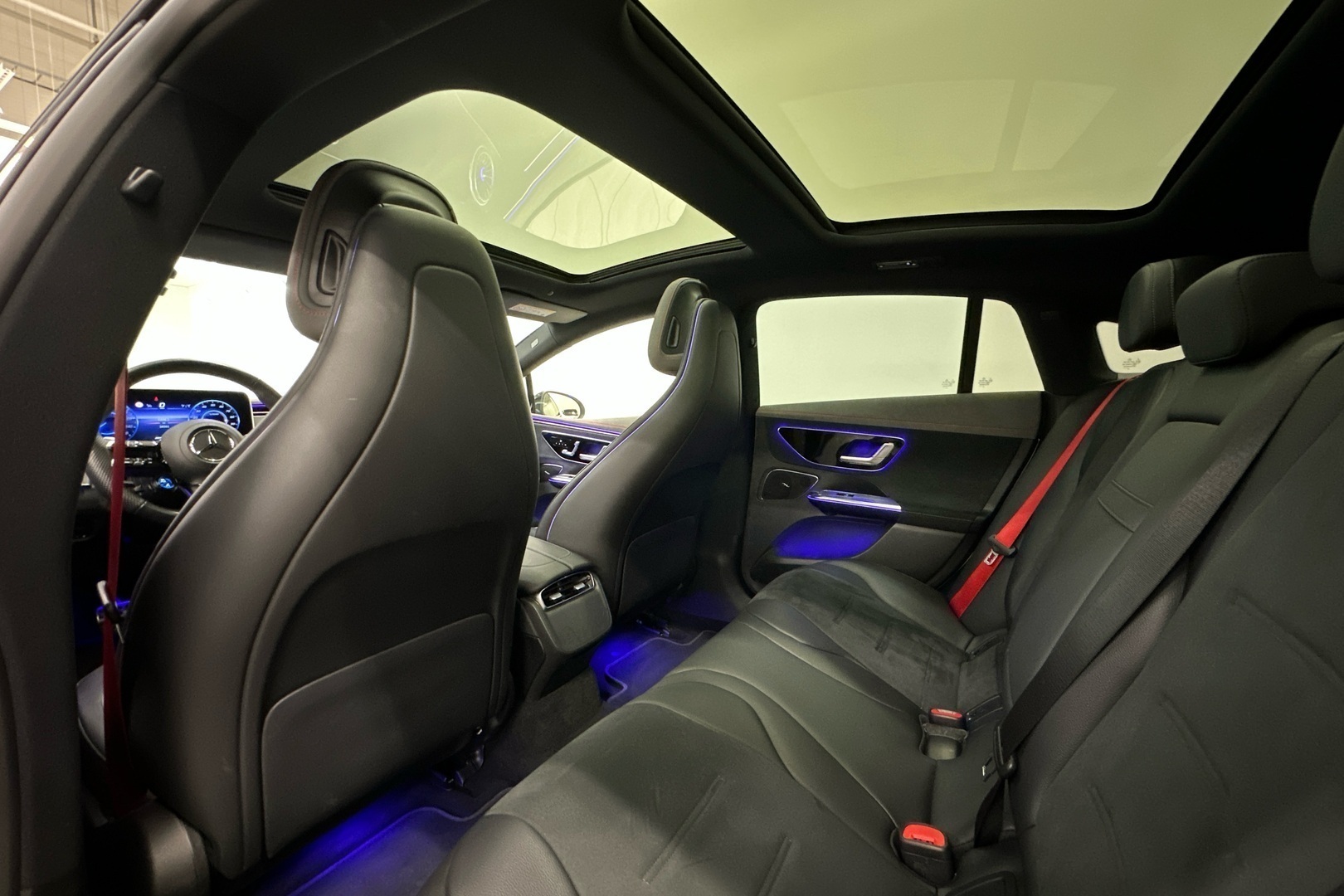 MERCEDES-BENZ EQE 2023