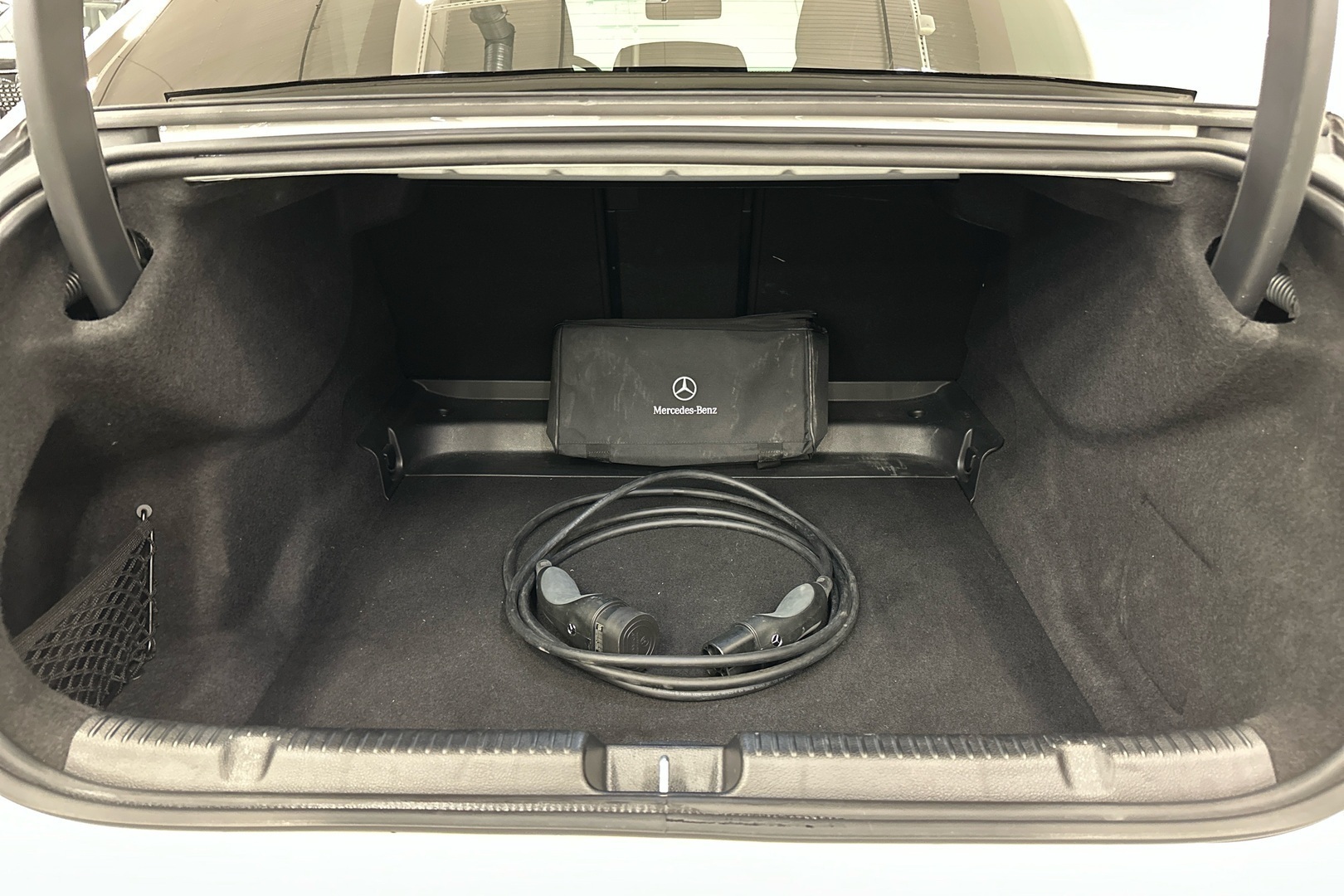 MERCEDES-BENZ EQE 2023