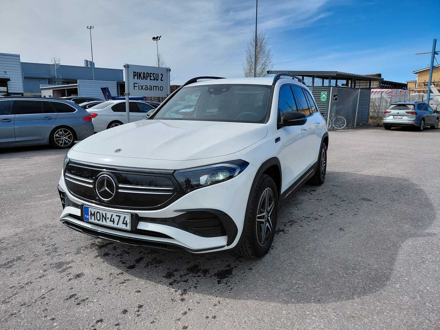 MERCEDES-BENZ EQB 2022