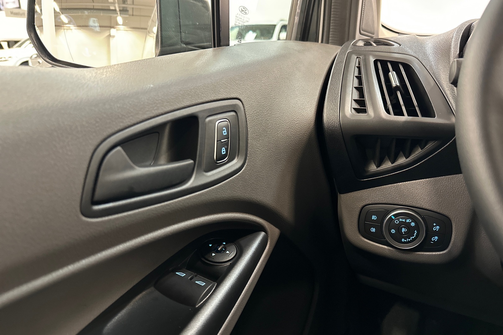FORD Transit Connect 2024