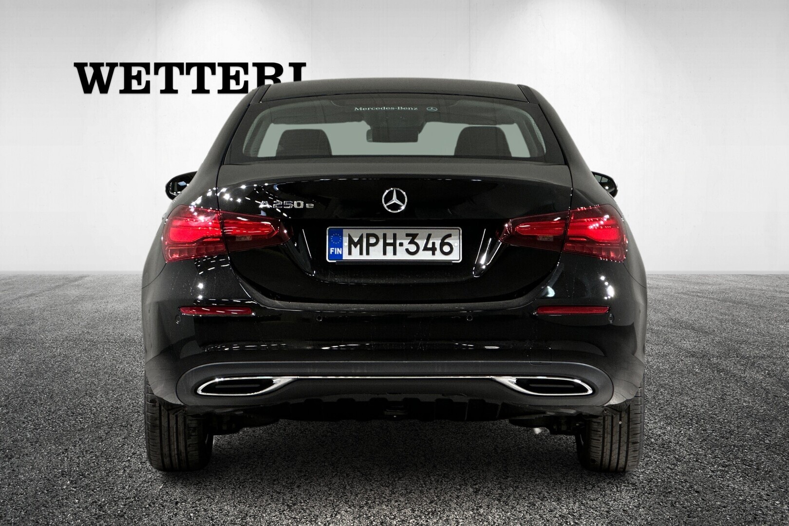 MERCEDES-BENZ A 2023