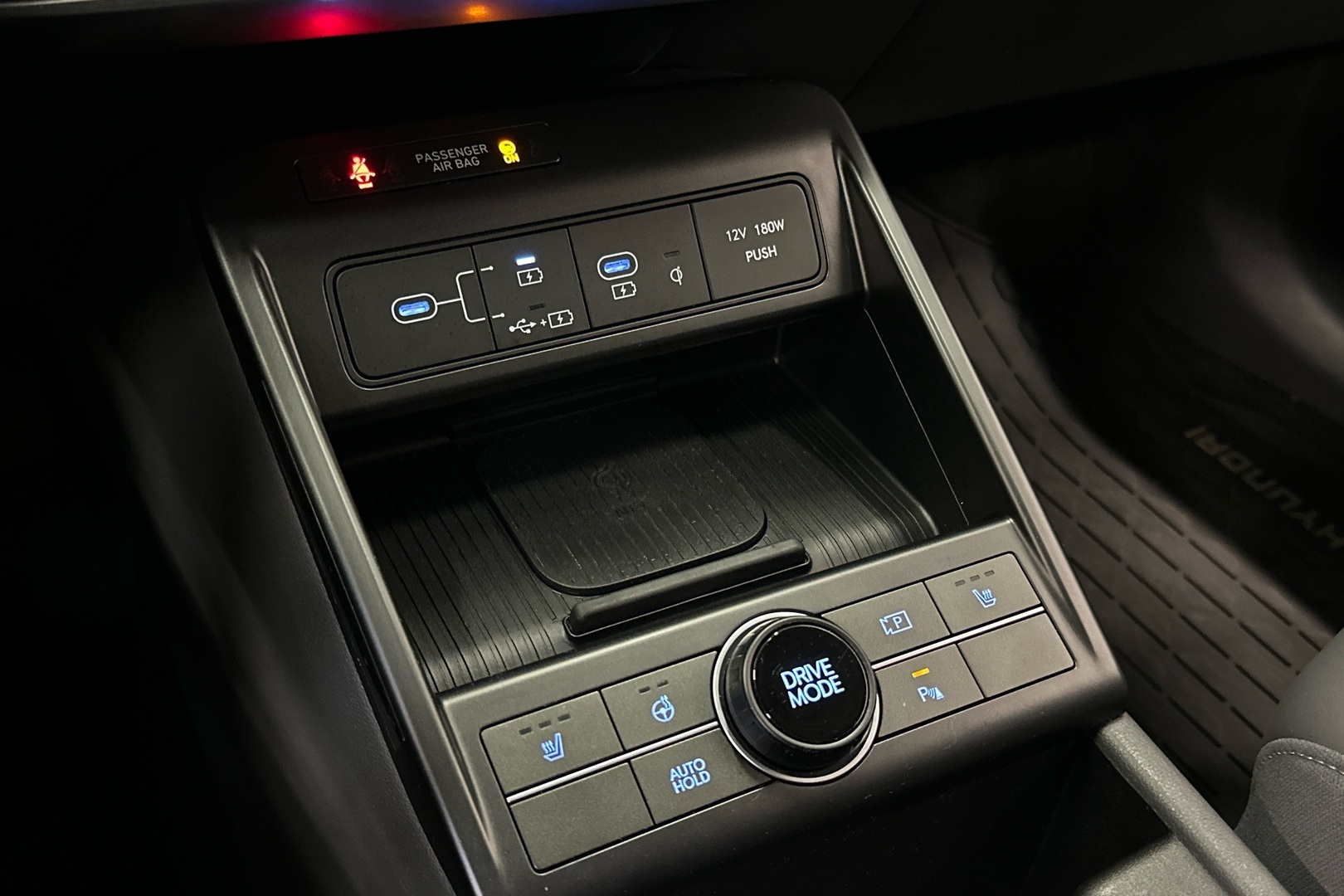 HYUNDAI KONA 2024