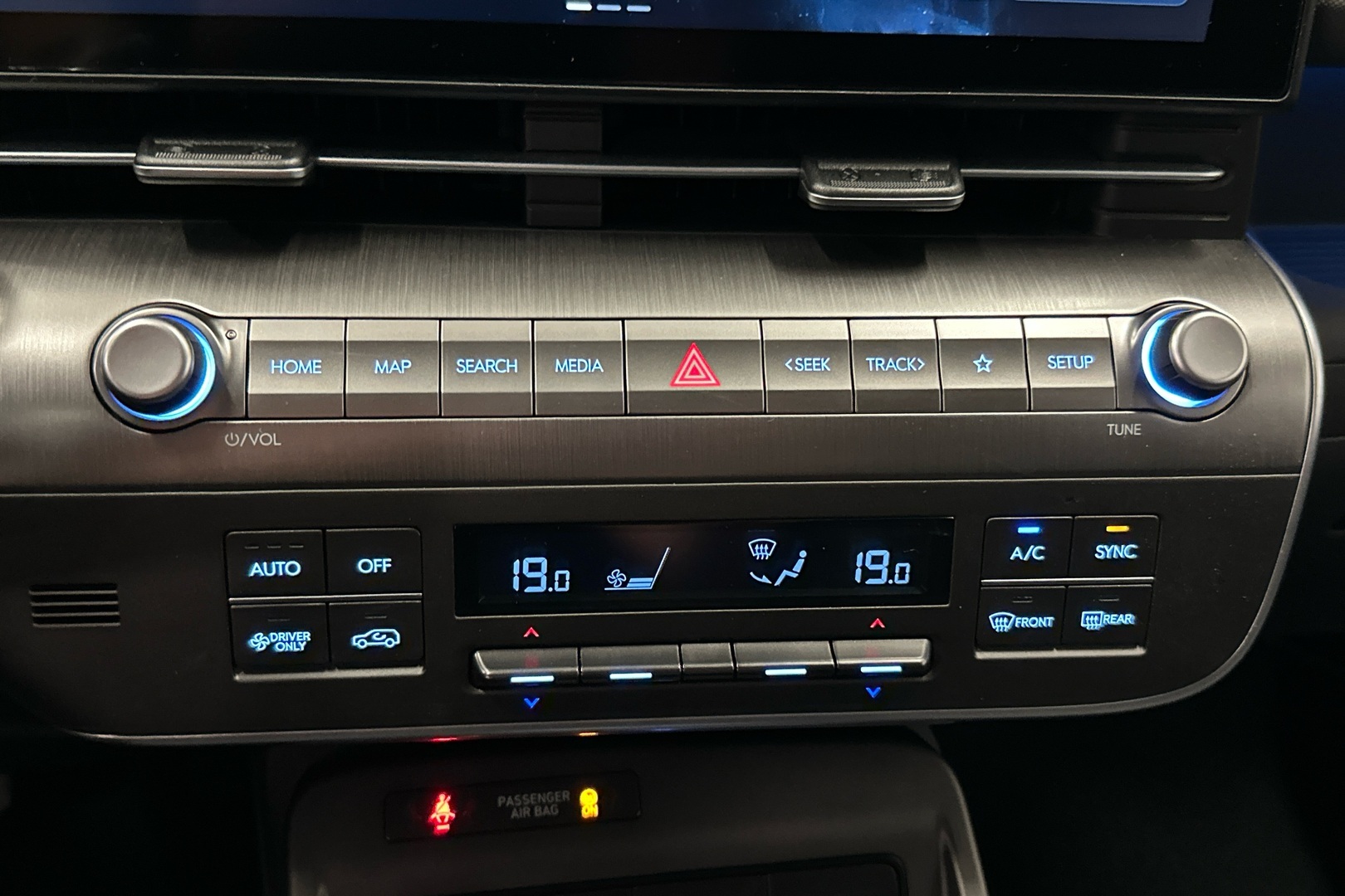 HYUNDAI KONA Electric 2025