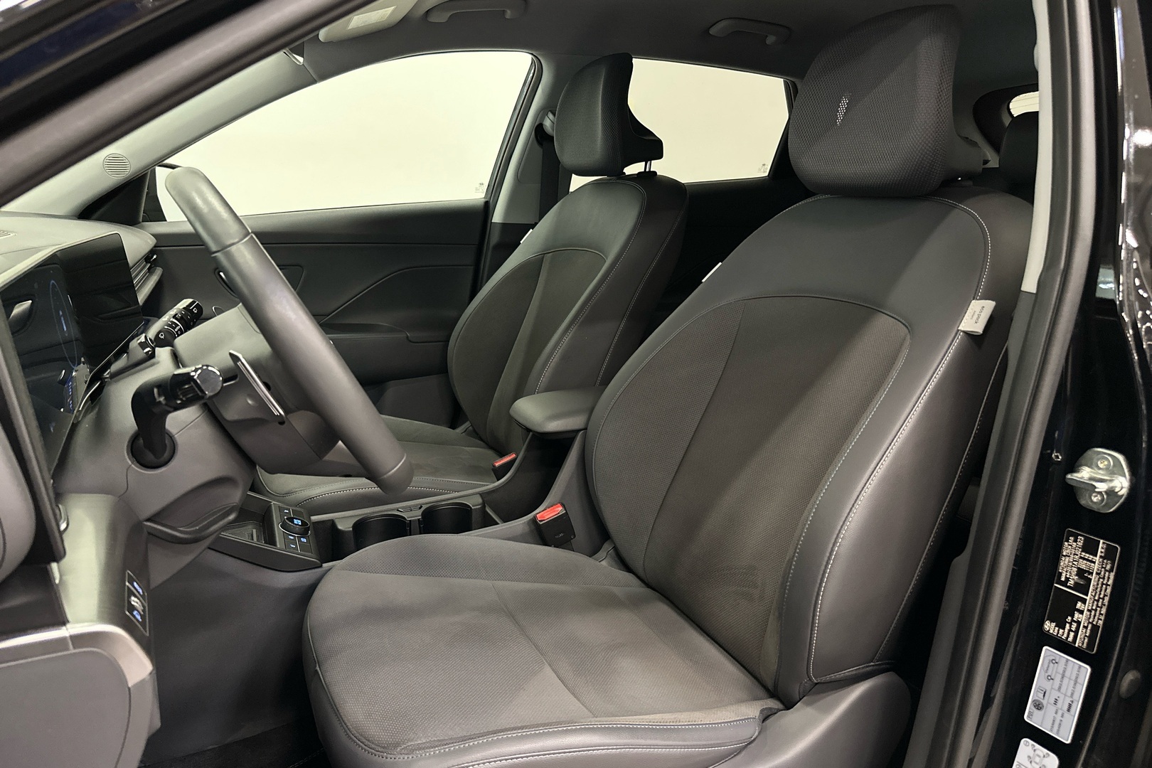 HYUNDAI KONA Electric 2025