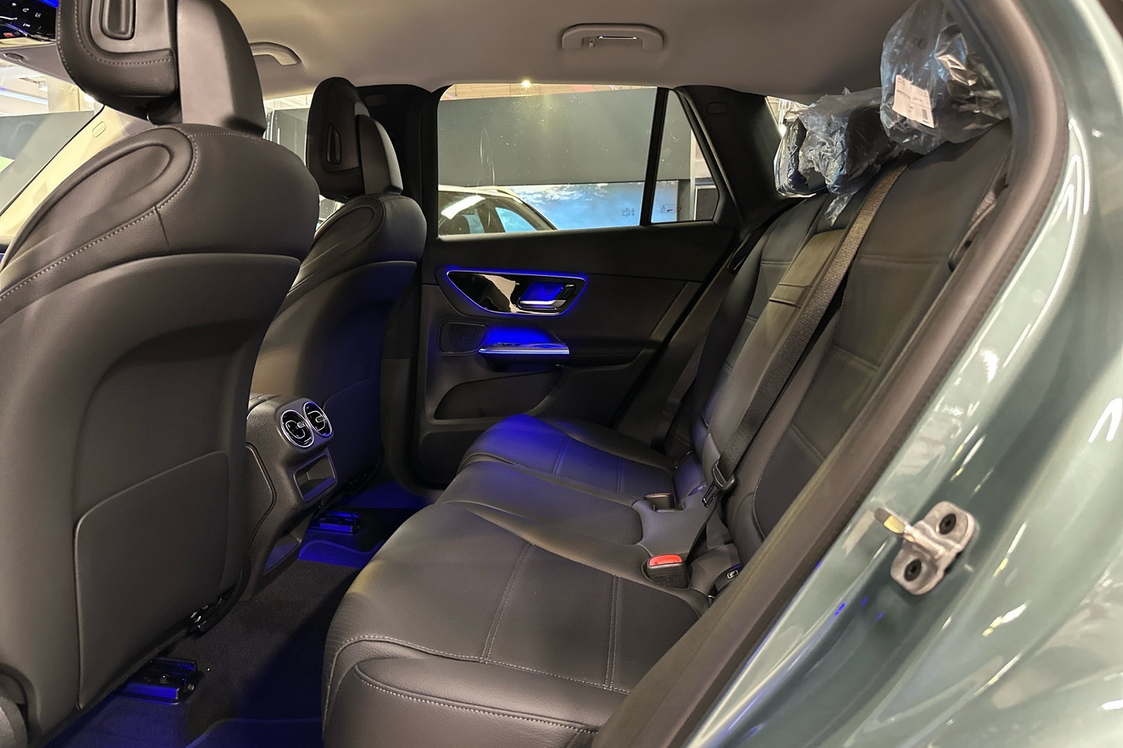 MERCEDES-BENZ GLC 2025