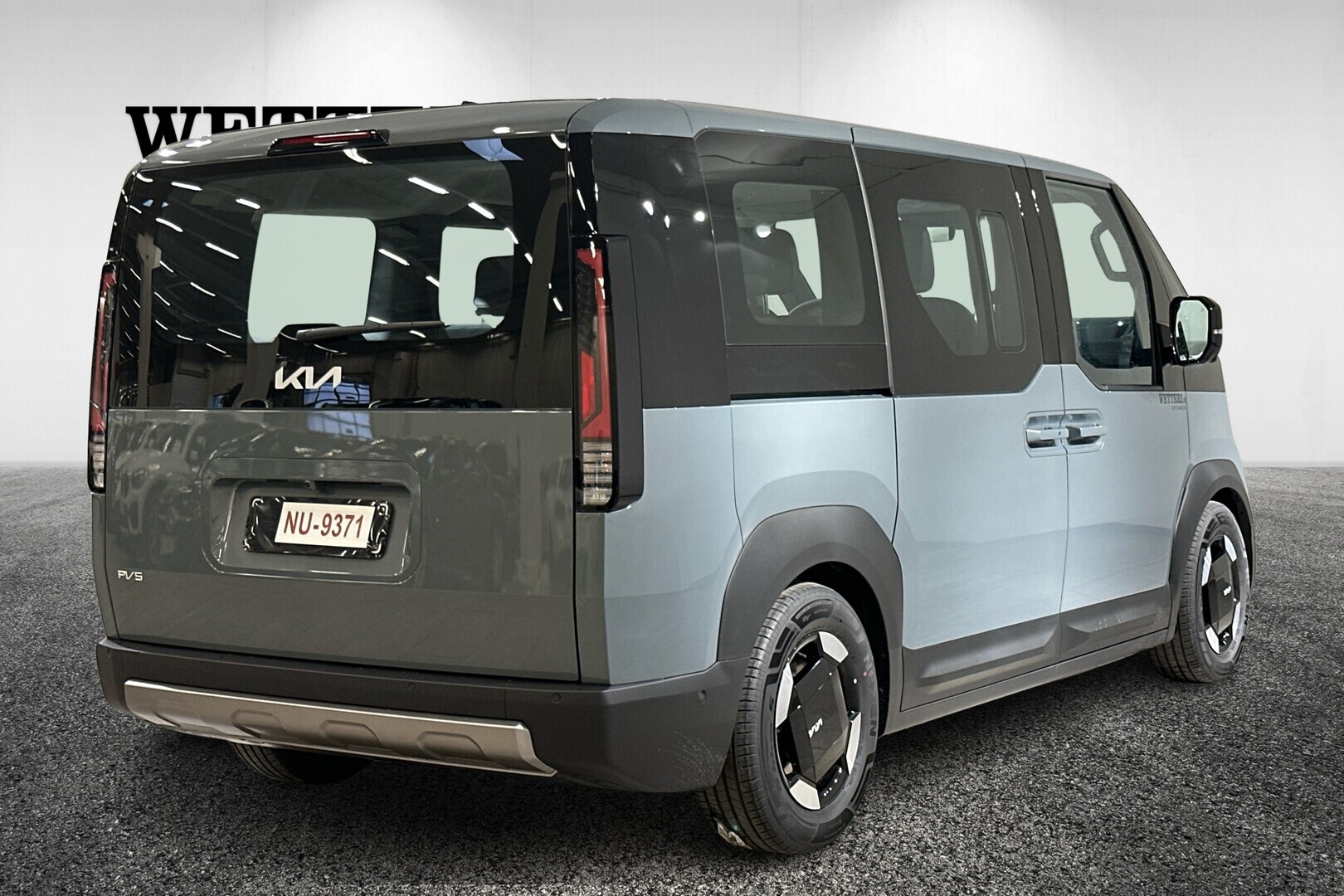 KIA PV5 4