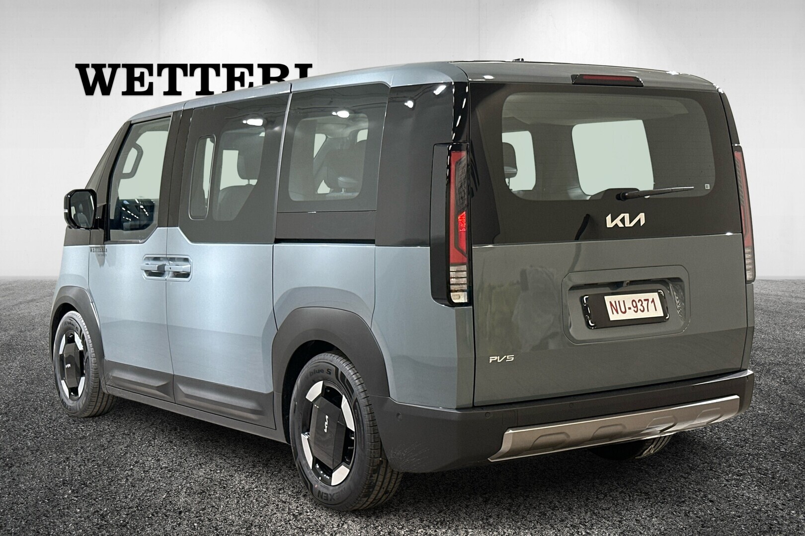 KIA PV5 6