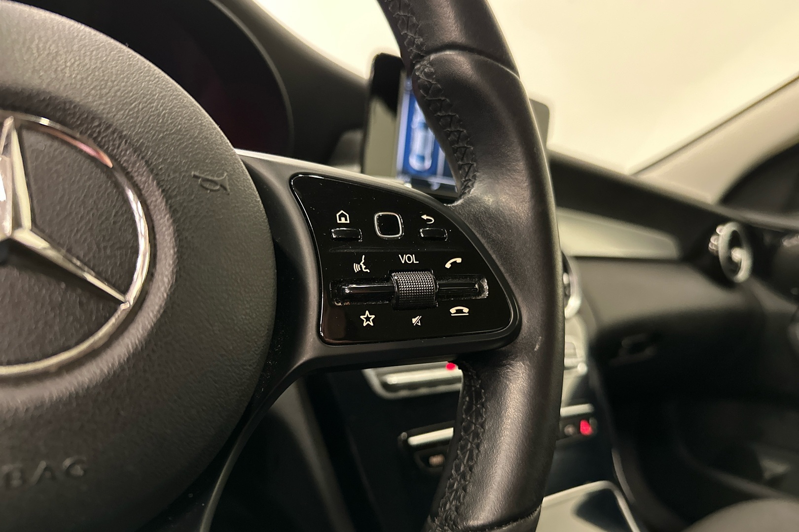 MERCEDES-BENZ C 2020