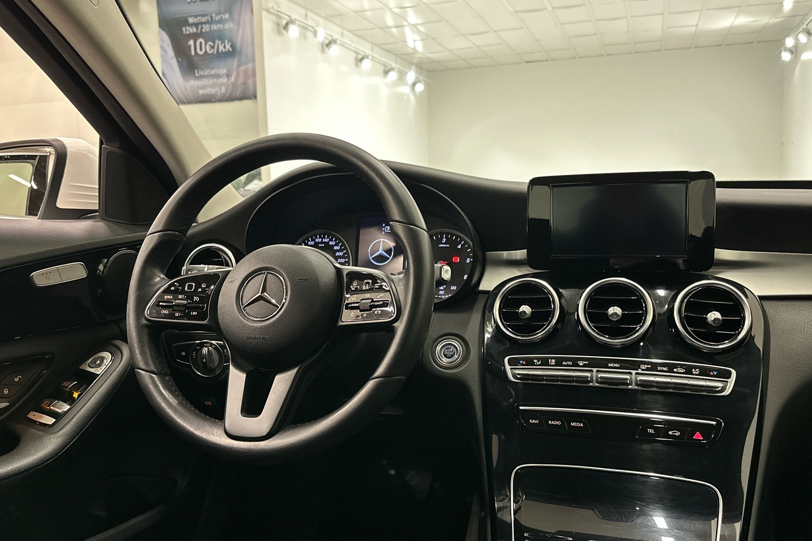 MERCEDES-BENZ C 2020