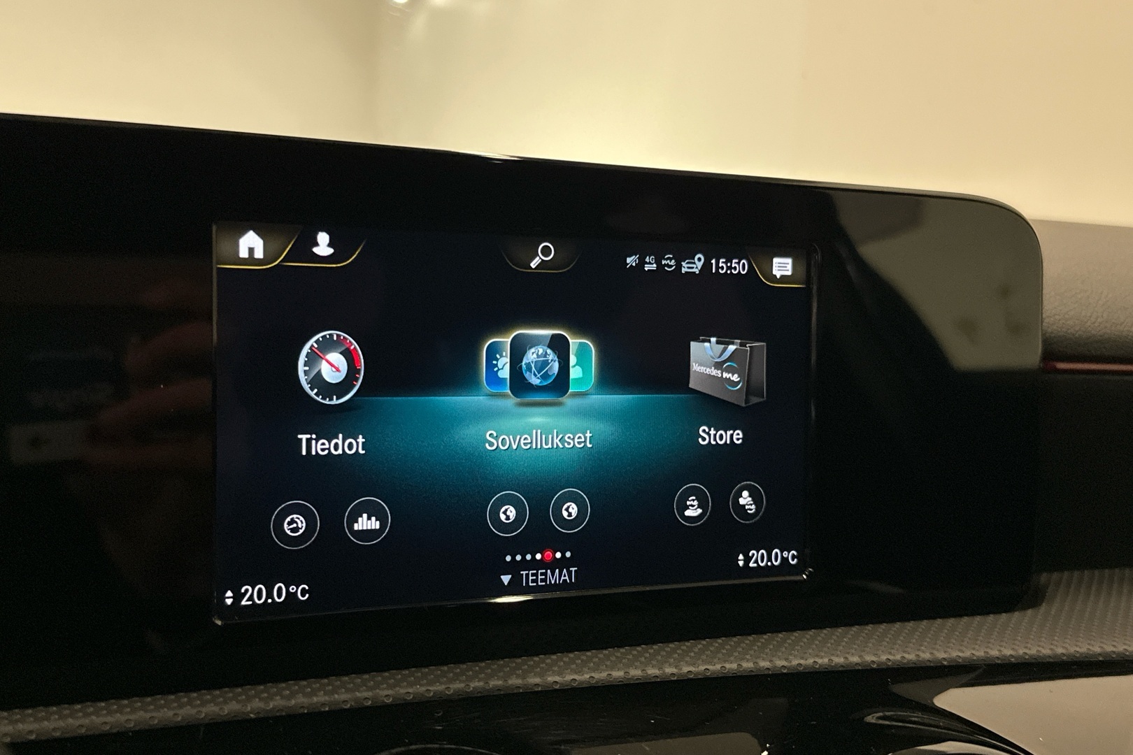 MERCEDES-BENZ A 2020