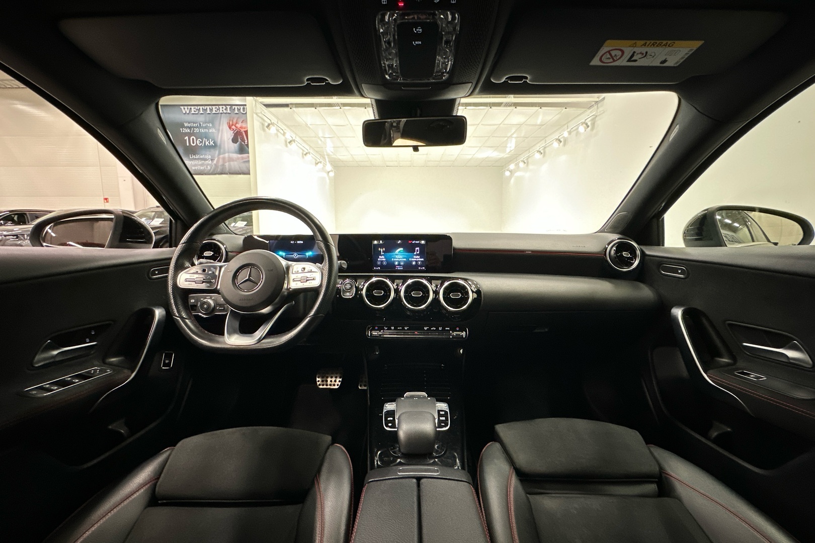 MERCEDES-BENZ A 2020