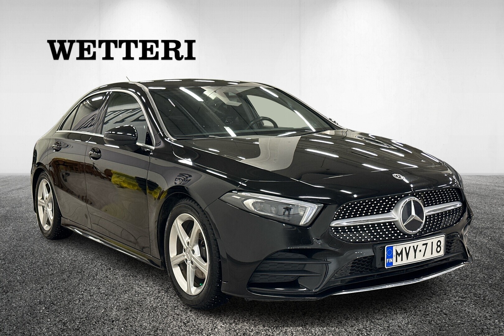 MERCEDES-BENZ A 2020