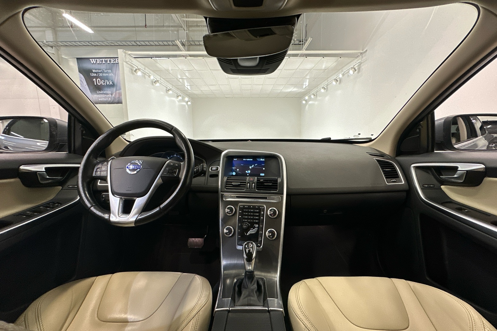 VOLVO XC60 22